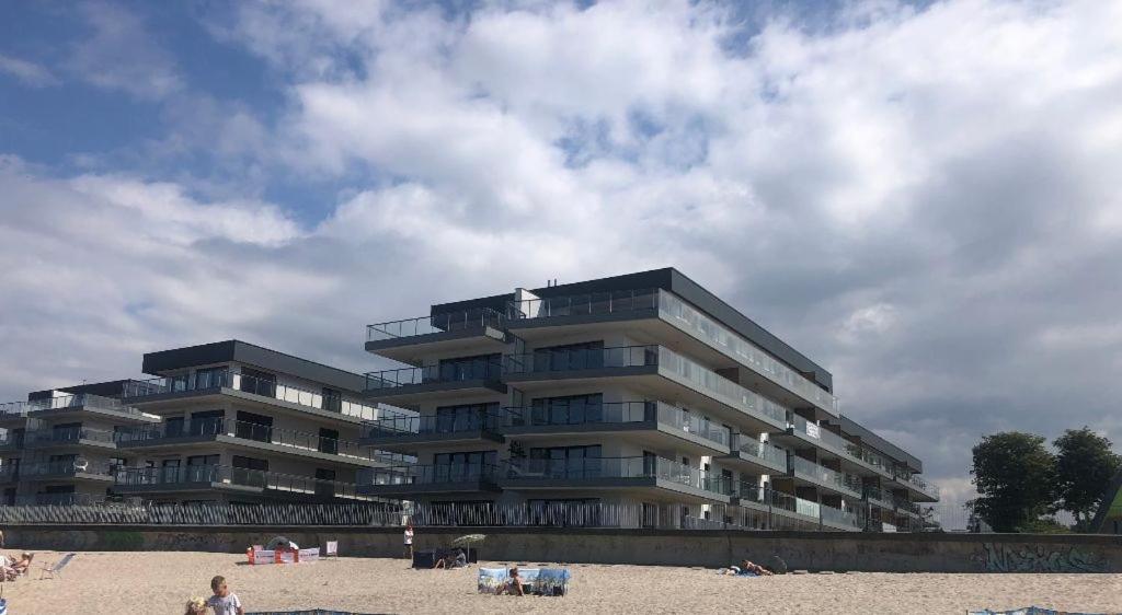 Apartamenty Morskie Gardenia 2 Dziwnow Bagian luar foto
